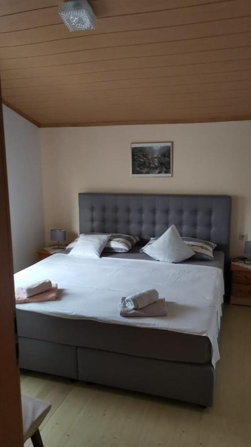 Apartman Tunja Vir Exterior photo